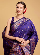 Dazzling Looking Saree in Violet Colour